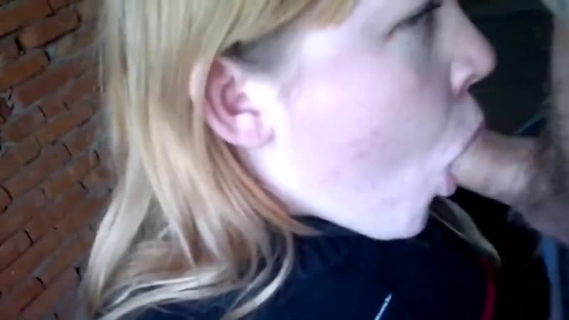 一个朋友的女儿在建筑工地给了口交，特别是在爸爸允许的情况下（色情肛门口交色情肛门青少年性爸爸兼吞bdsm母狗）