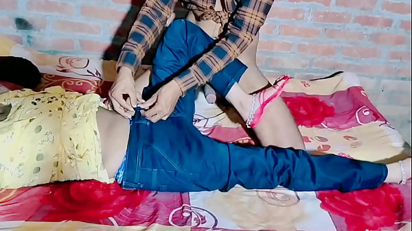 Exotisches Teenie neckt Video