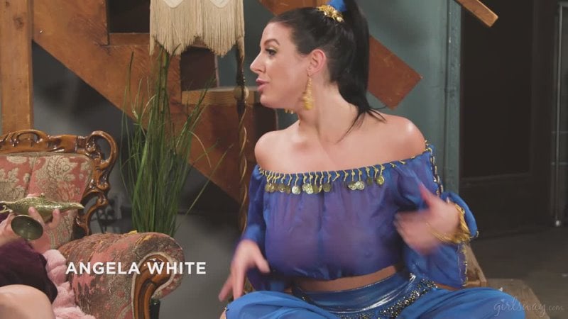 Angela White, Lena Paul, Sofi Ryan empilés surnaturellement, je rêve de sexe lesbien lezzie, casting porno, anal, gros seins, squi