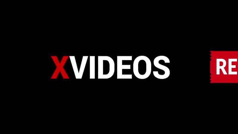 Jaynethevirgin, Steve Rickz, une fille transsexuelle salope se fait sodomiser par une grosse bite